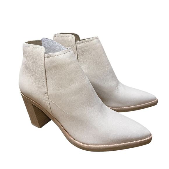 Dolce Vita Women's Spade Ivory Nubuck Leather Boot 8.5 NIB FLAW - Picture 1 of 10